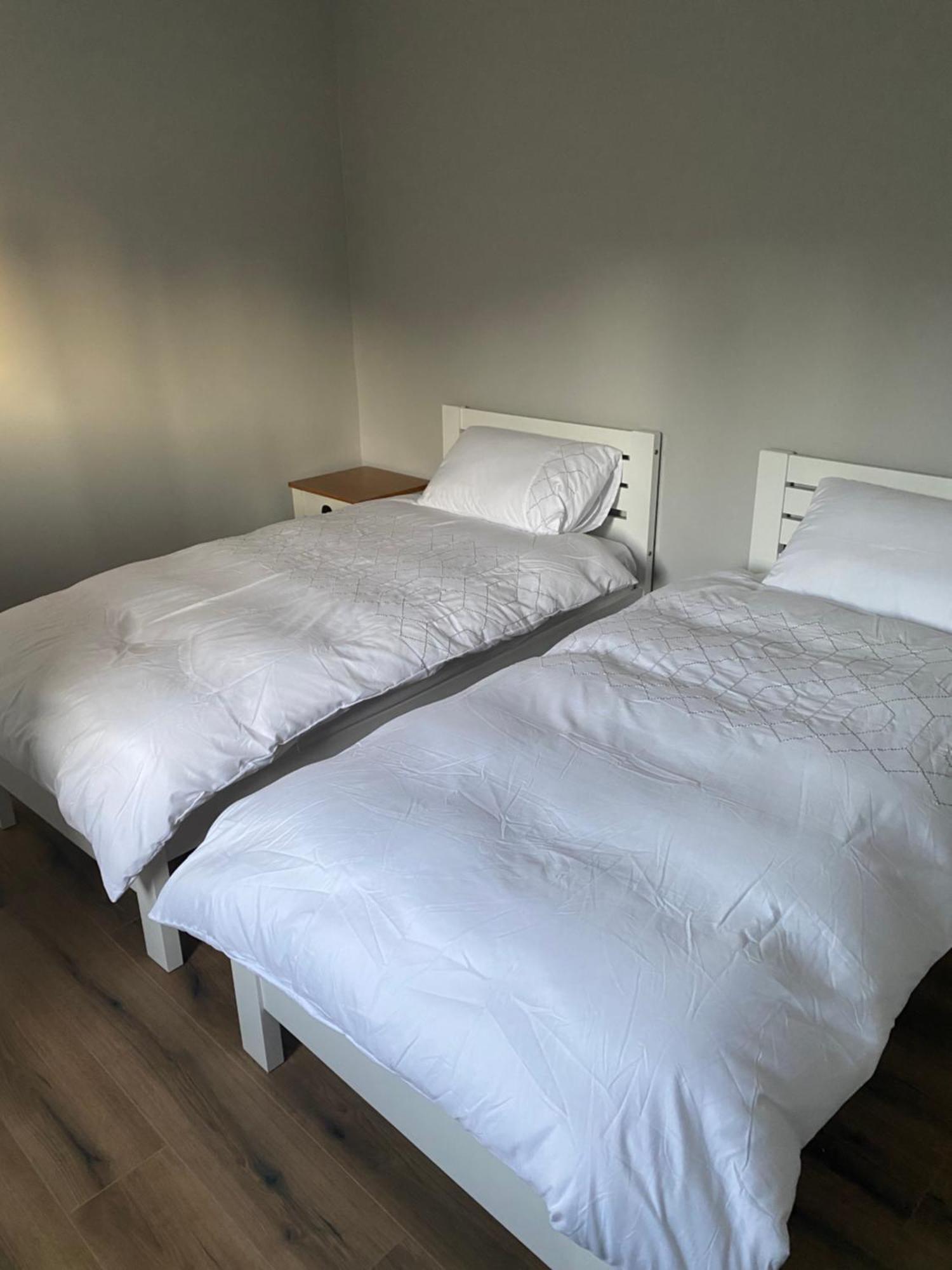 Corranny Killyfole Lakeside Lodges מראה חיצוני תמונה